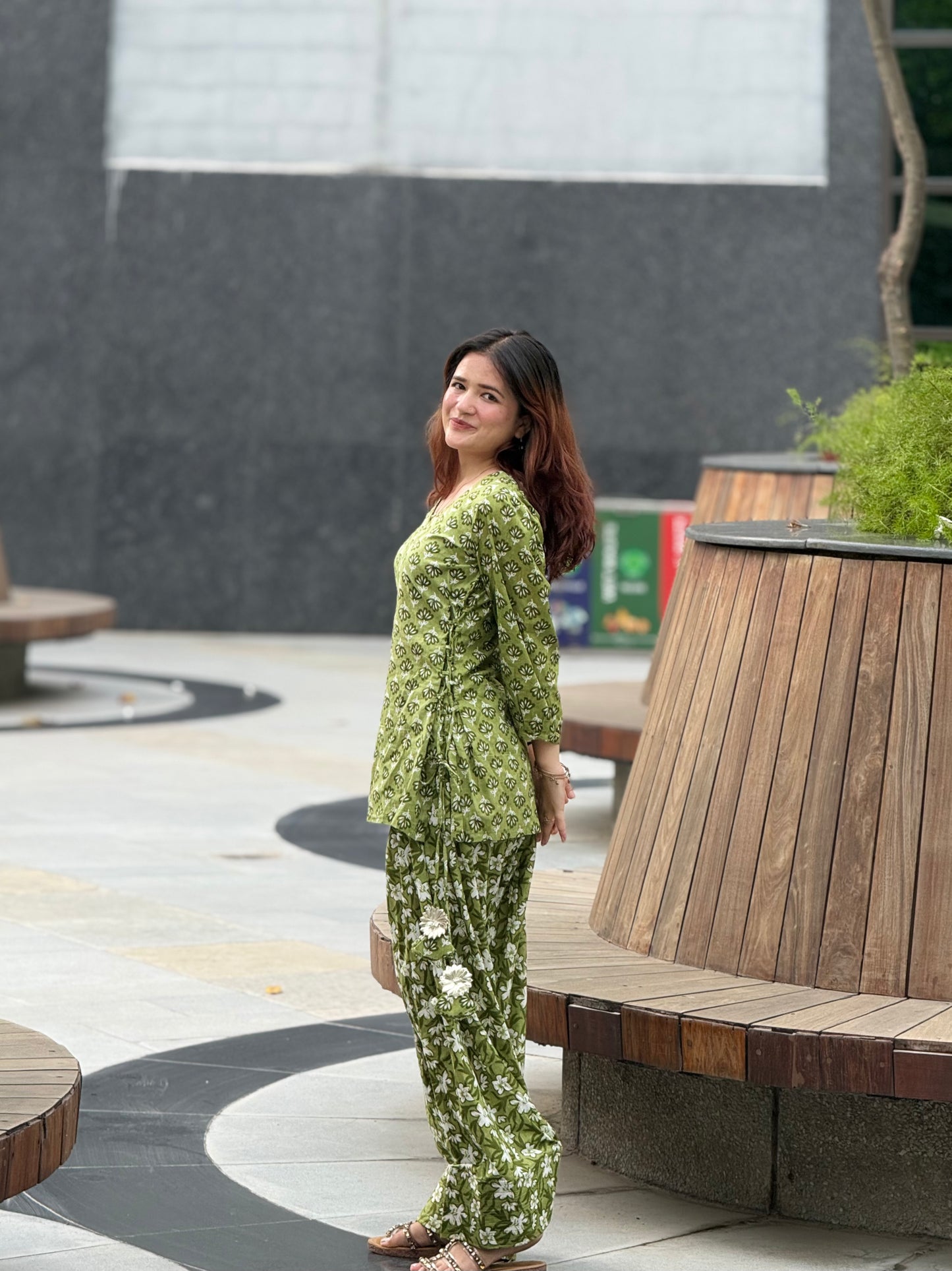 Hirva Farshi Set 🌻