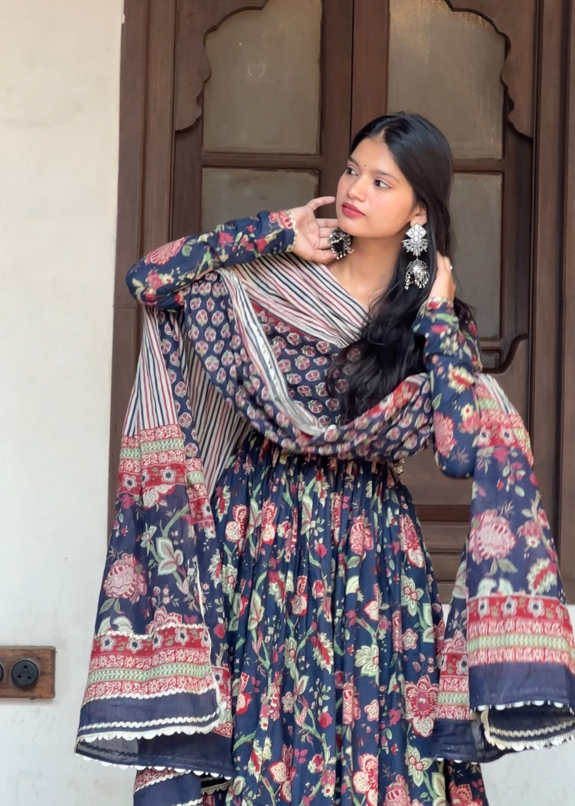 Nilgiri Set 🦢🌸✨