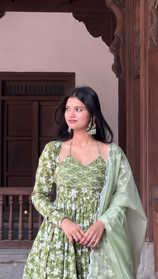 Hirva Set 😍🦢🌸✨